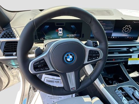 New 2026 BMW X5 xDrive50e w/ Executive Package AWD/4WD image 40