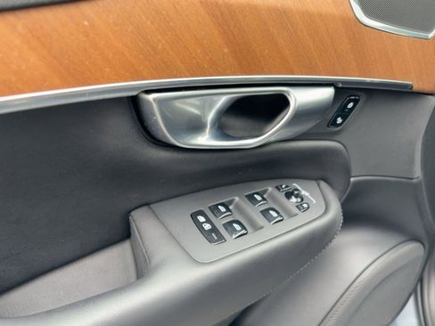 Certified 2023 Volvo XC90 T8 Plus w/ Protection Package Premier image 12