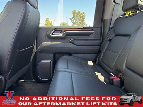 Used 2024 GMC Sierra 3500 Denali w/ Denali Reserve Package AWD/4WD image 24