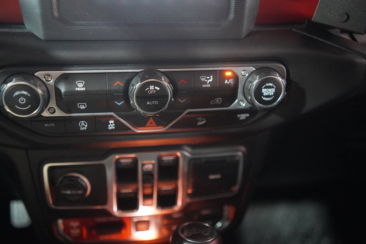 Used 2018 Jeep Wrangler Unlimited Rubicon AWD/4WD image 76