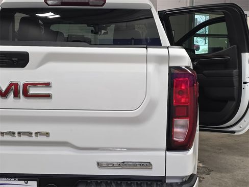 Used 2023 GMC Sierra 1500 Elevation image 33