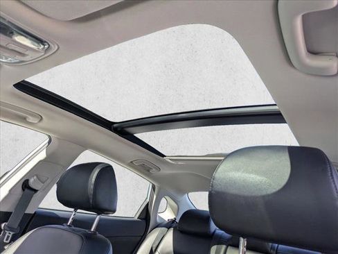 Used 2020 Kia Optima SE image 16