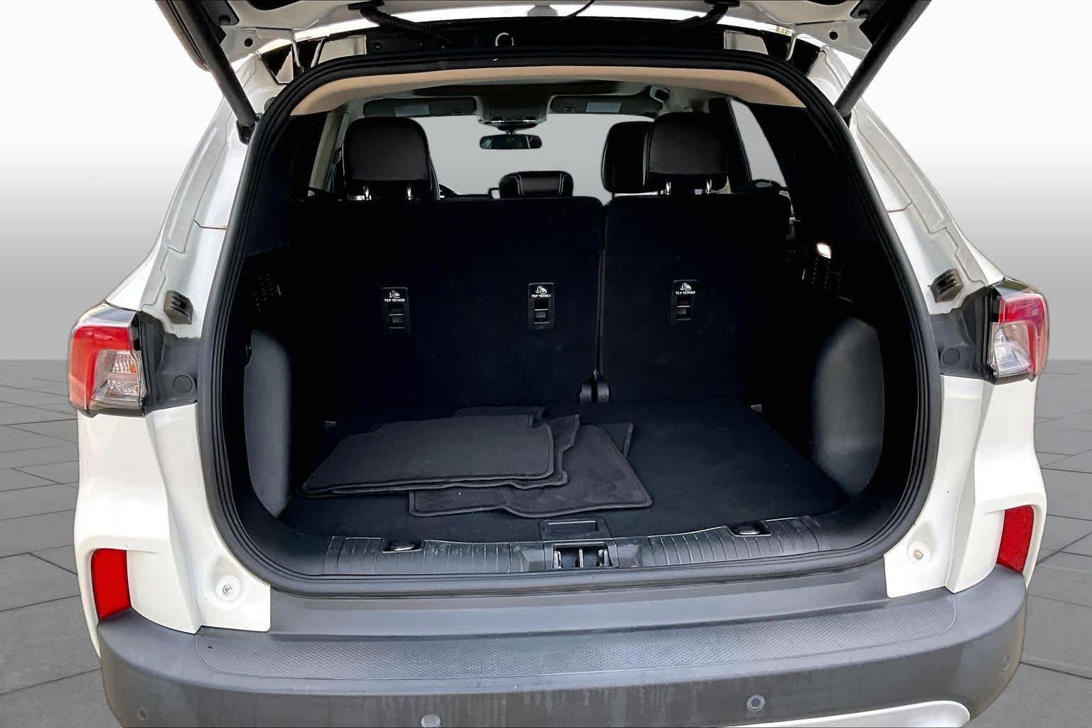 Used 2020 Ford Escape SEL FWD image 36
