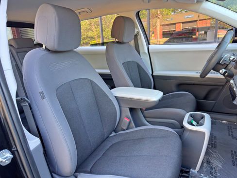 Used 2022 Hyundai Ioniq 5 SE image 32