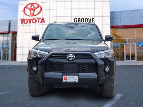 Used 2024 Toyota 4Runner SR5 Premium w/ Moonroof Package AWD/4WD image 9