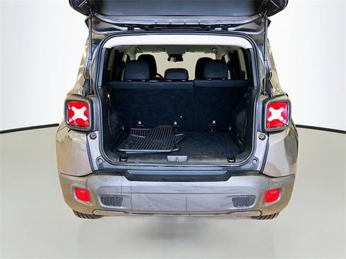 Used 2019 Jeep Renegade Sport image 24