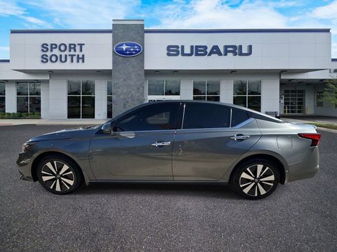 Used 2019 Nissan Altima 2.5 SV image 7