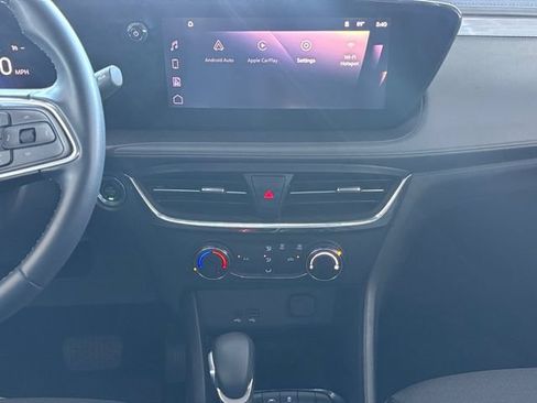 Used 2025 Buick Encore GX Preferred FWD image 4