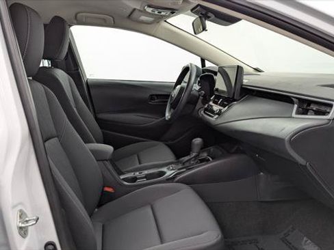 Used 2026 Toyota Corolla LE FWD image 21