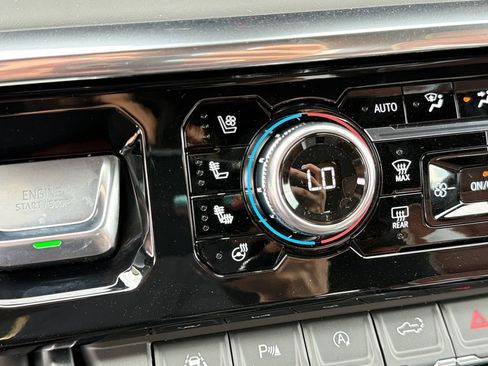 New 2026 GMC Sierra 1500 Denali Ultimate w/ LPO, Black Badging Package AWD/4WD image 27
