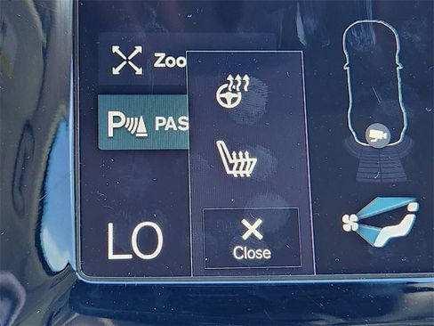 Used 2020 Volvo XC90 T5 Momentum w/ Protection Package Premier image 26