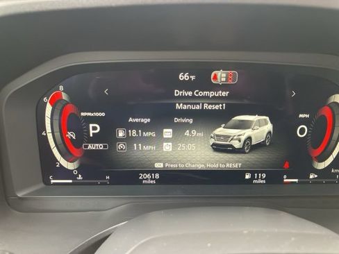 Used 2026 Nissan Rogue SL AWD/4WD image 18