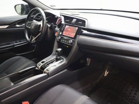 Used 2019 Honda Civic Sport image 10