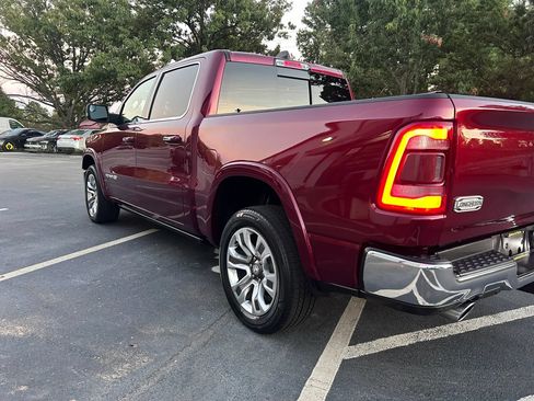 Used 2019 RAM 1500 Limited AWD/4WD image 11
