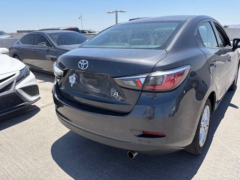 Used 2017 Toyota Yaris iA FWD image 4