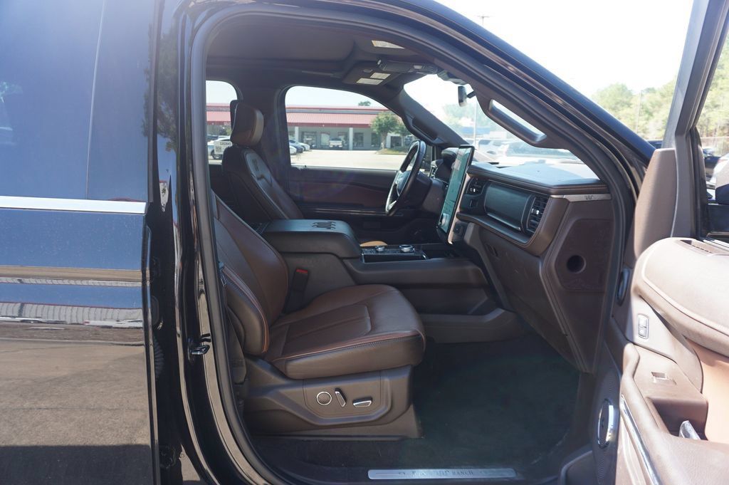 Used 2022 Ford Expedition Max King Ranch AWD/4WD image 18