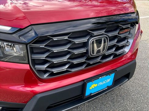 Used 2023 Honda Passport TrailSport image 31