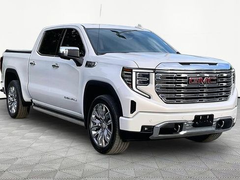 Used 2024 GMC Sierra 1500 Denali w/ Denali Reserve Package AWD/4WD image 1