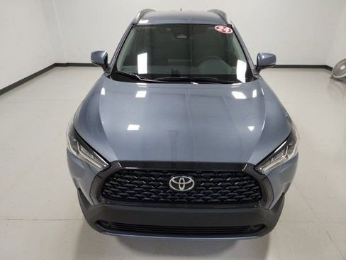 Certified 2024 Toyota Corolla Cross LE AWD/4WD image 5