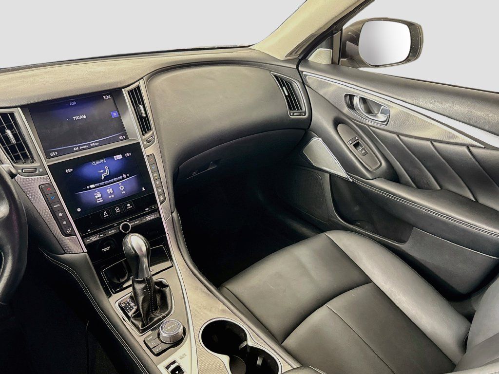 Used 2017 INFINITI Q50 3.0t Premium RWD image 24