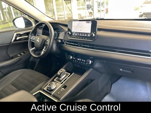 Used 2024 Mitsubishi Outlander SE Black Edition AWD/4WD image 24