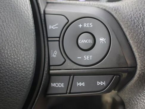 Used 2024 Toyota RAV4 LE AWD/4WD image 12