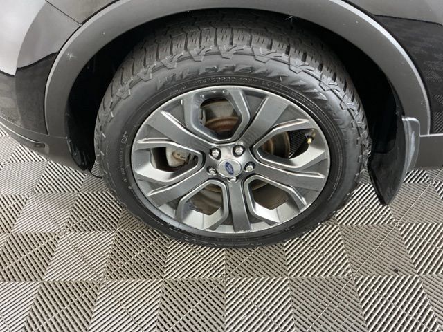 Used 2018 Ford Explorer Sport AWD/4WD image 34