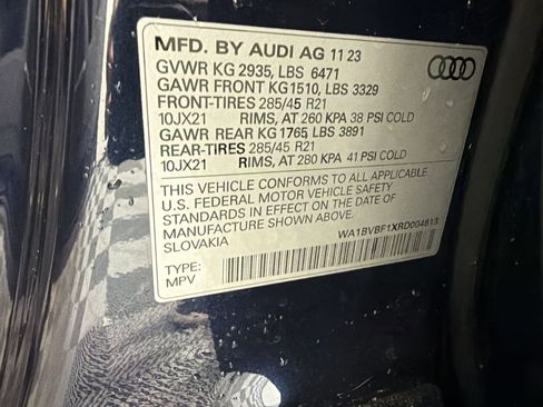 Used 2024 Audi Q8 Premium Plus image 19