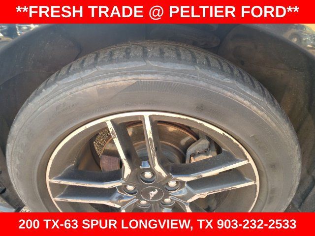 Used 2018 Ford Mustang Premium RWD image 3