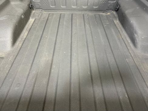 Used 2022 Jeep Gladiator Mojave w/ Cold Weather Group image 25