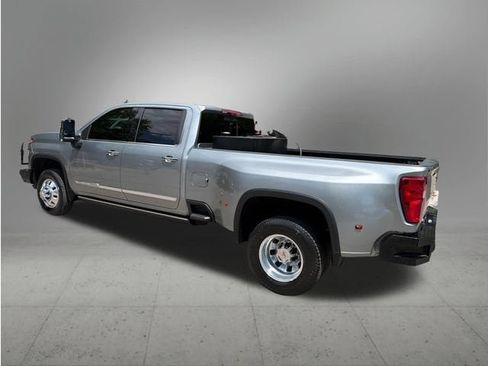 Used 2024 Chevrolet Silverado 3500 High Country w/ High Country Premium Package AWD/4WD image 3