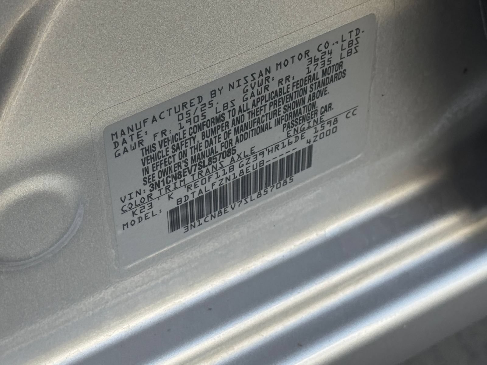 Used 2025 Nissan Versa SV FWD image 27