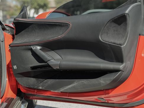 Used 2021 Ferrari SF90 Stradale image 36