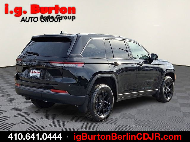 New 2026 Jeep Grand Cherokee Altitude AWD/4WD image 4