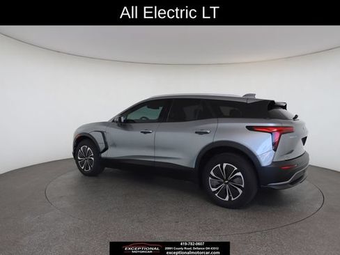 Used 2024 Chevrolet Blazer EV LT AWD/4WD image 10