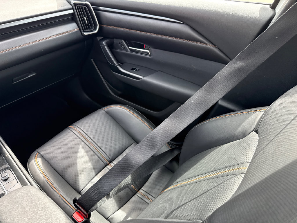 Used 2025 MAZDA CX-50 AWD 2.5 S w/ Premium Plus Pkg image 15