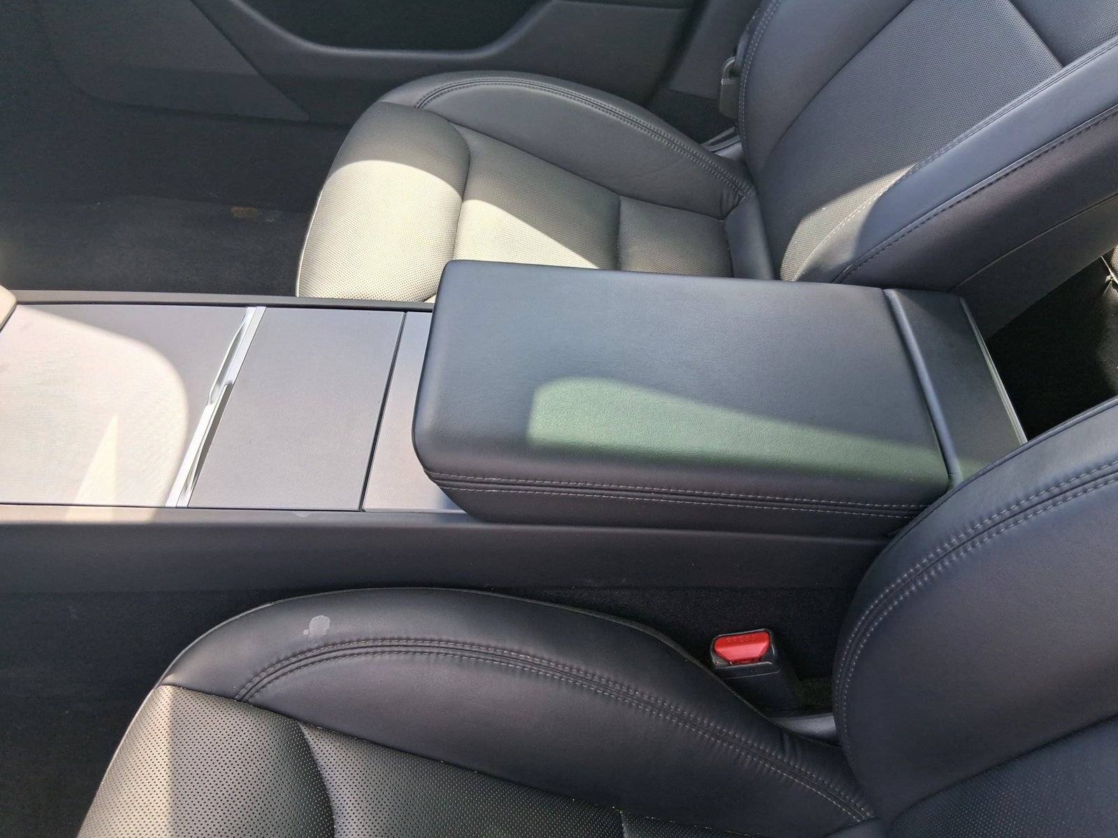 Used 2024 Tesla Model 3 Long Range RWD image 7
