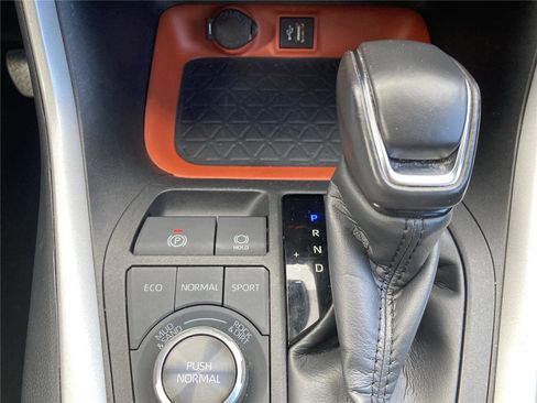 Used 2024 Toyota RAV4 Adventure image 19