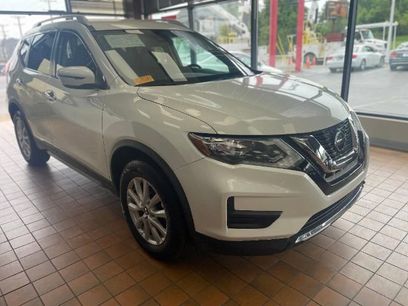 Used 2019 Nissan Rogue SV