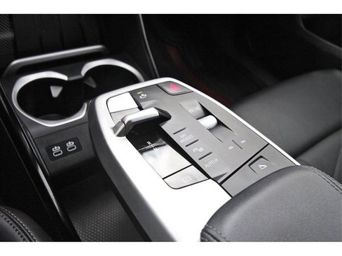 Used 2025 BMW X1 xDrive28i w/ Technology Package image 23