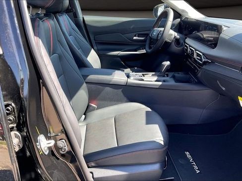 New 2026 Nissan Sentra SR w/ SR Premium Package FWD image 10