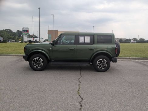 Used 2025 Ford Bronco Outer Banks AWD/4WD image 6