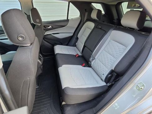 Used 2021 Chevrolet Equinox LT FWD image 26