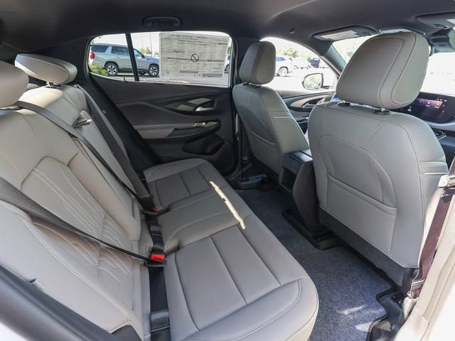 New 2026 Buick Envista Avenir FWD image 23