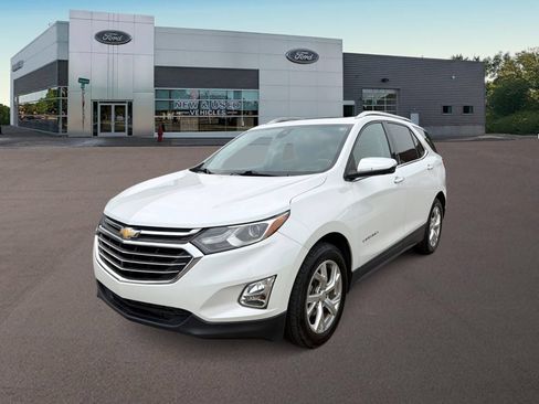 Used 2020 Chevrolet Equinox Premier AWD/4WD image 4