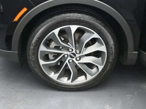 Certified 2023 Lincoln Nautilus Reserve FWD image 35