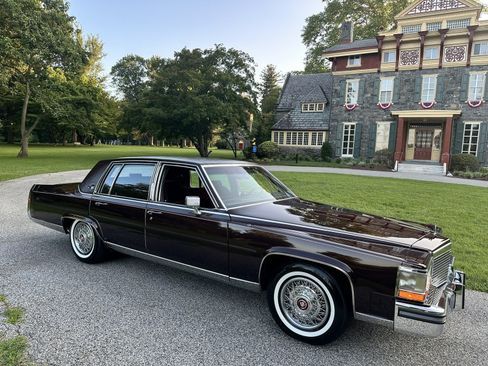 Used 1987 Cadillac Brougham RWD image 33