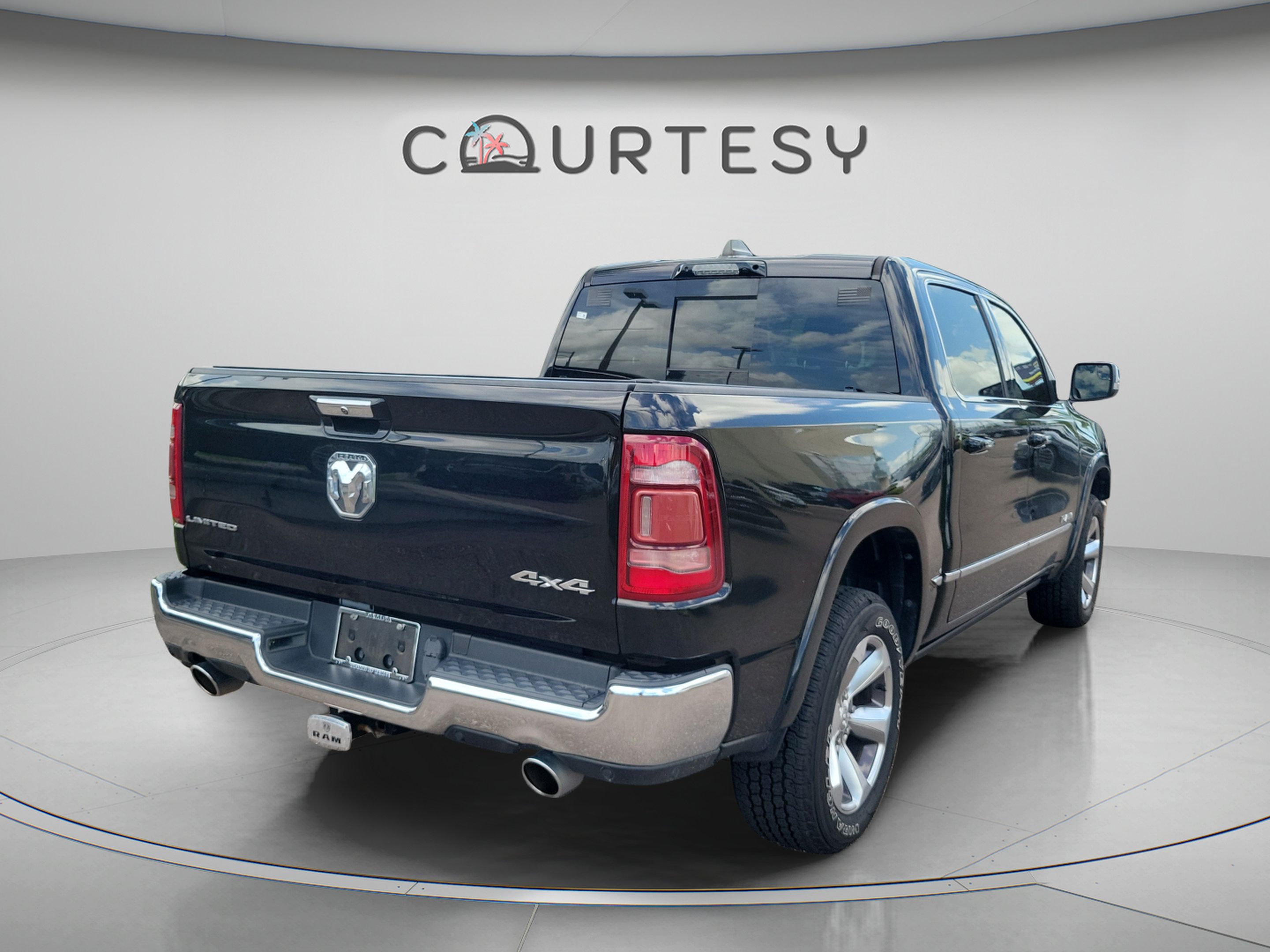 Used 2022 RAM 1500 Limited AWD/4WD image 5