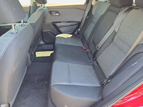 Used 2023 Nissan Rogue SV FWD image 13