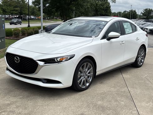 New 2026 MAZDA MAZDA3 2.5 S Sedan w/ Preferred Pkg FWD image 10